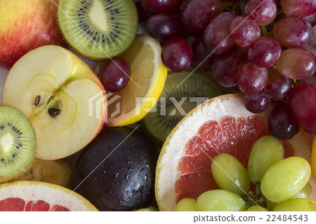 fruit slices close-up fruit slices close-up 22484543