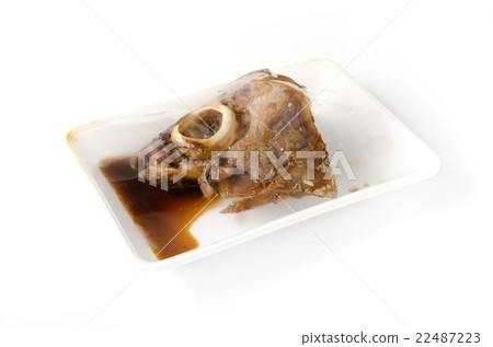 金槍魚的頭飾放在水煮包裝上 金槍魚的頭飾放在水煮包裝上 22487223