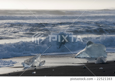 Jokulsarlon Glacial Lagoon in Iceland Jokulsarlon Glacial Lagoon in Iceland 22521163