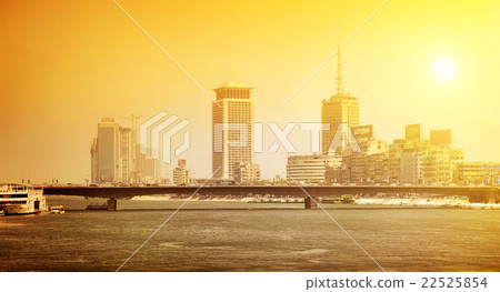 Nile in city 22525854