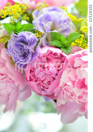 Bouquet of peony and Turkey china Bouquet of peony and Turkey china 22528101