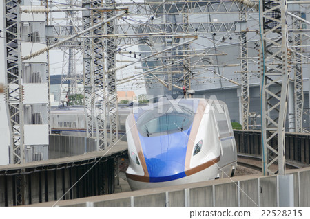Hokuriku Shinkansen E7系列Kitasano站 22528215
