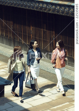Women traveling in Kanazawa 22535695