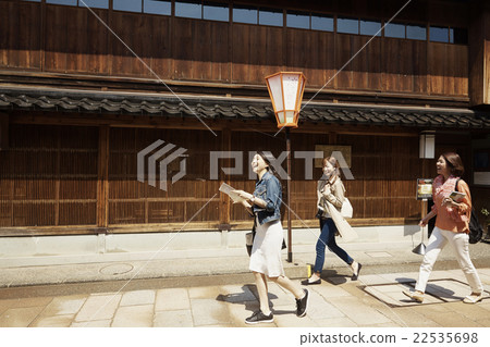 Women traveling in Kanazawa 22535698