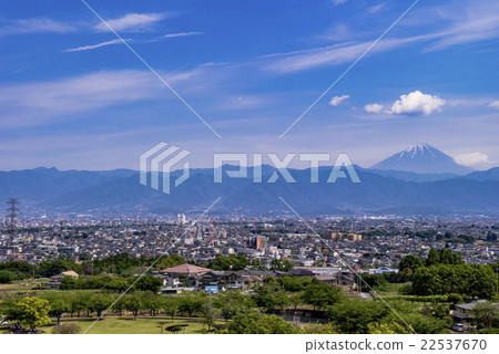 Fuji and the cityscape 22537670