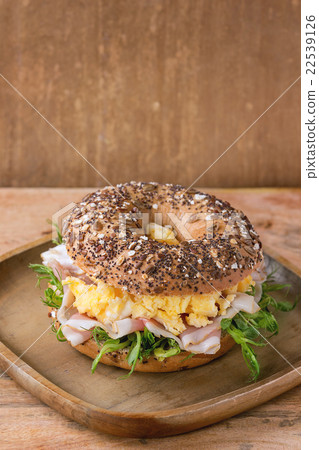 Whole Grain bagel Whole Grain bagel 22539126