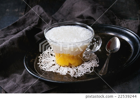 Tapioca dessert with mango Tapioca dessert with mango 22539244