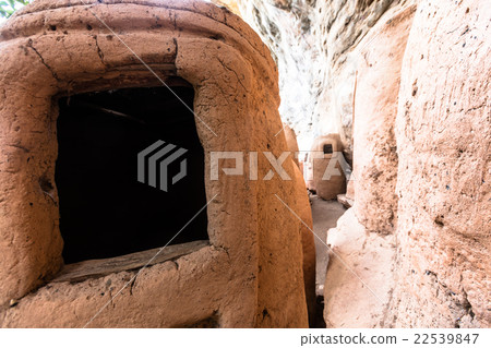 Troglodyte village, Burkina faso Troglodyte village, Burkina faso 22539847