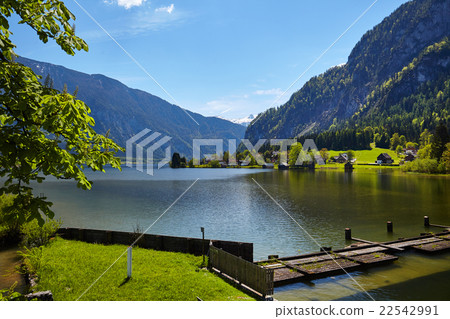 Alpine lake and mountain Alpine lake and mountain 22542991