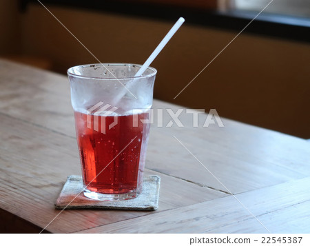 紅酒“Shiso Juice”用碳酸飲料 紅酒“Shiso Juice”用碳酸飲料 22545387