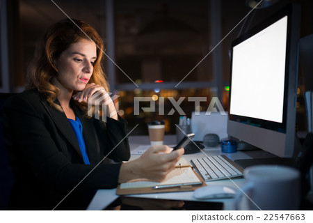 Texting woman 22547663