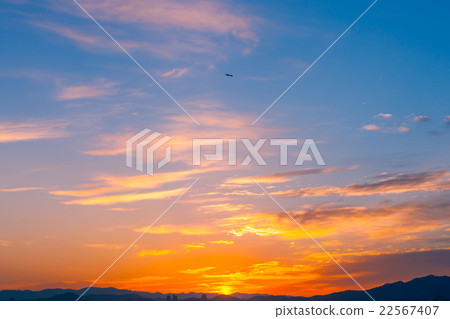 日出的天空 22567407