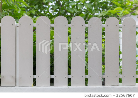 白色的柵欄 22567607