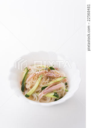 Harusame salad 22568481