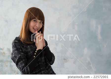 做願望的婦女 22572001