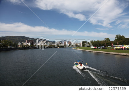 Yamagi Taxi Ota River 22575869