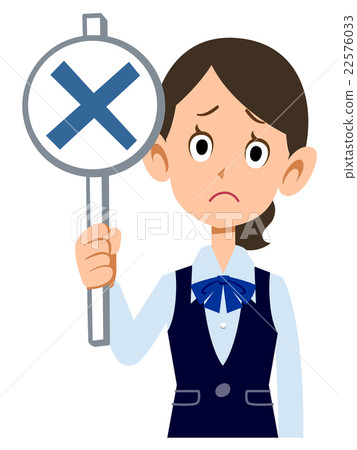 穿制服的女僱員穿著不正確的答案標籤 22576033