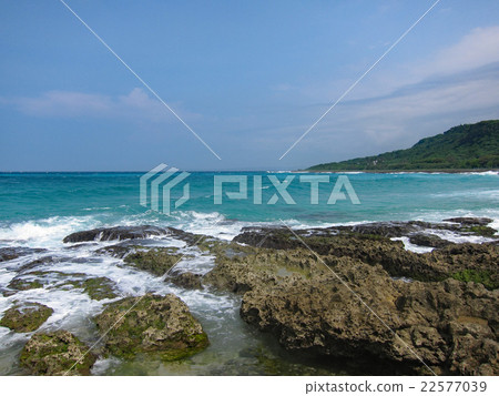 台灣最南端的墾丁國家公園沙島生態保護區(貝殼沙保護區) 台灣最南端的墾丁國家公園沙島生態保護區(貝殼沙保護區) 22577039
