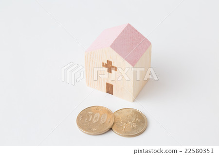 Medical expenses image 22580351
