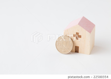 Medical expenses image 22580354