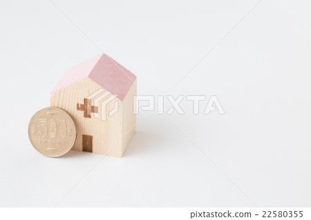 Medical expenses image 22580355