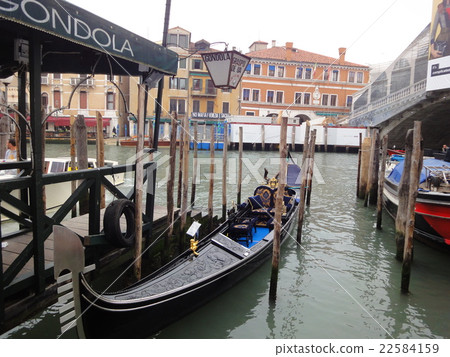 Venetian fashionable gondola Venetian fashionable gondola 22584159