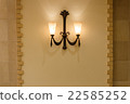 Western-style lamp and wall 22585252