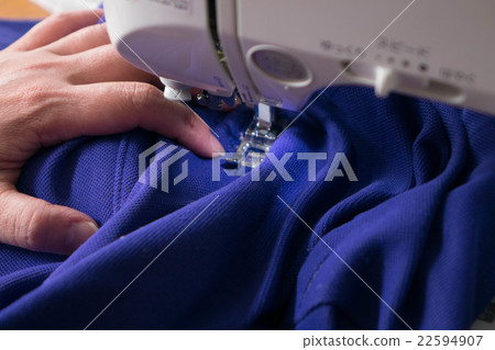 縫紉機手 22594907