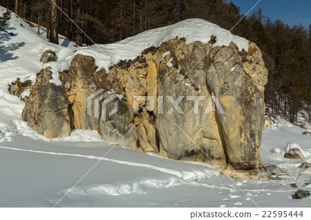 White Elephant Rock near Ushkany Islands 22595444