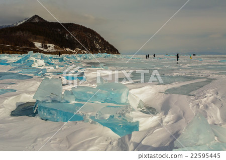Transparent ice near the Holy Nose Peninsula. Transparent ice near the Holy Nose Peninsula. 22595445