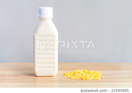 Soy milk with Phaseolus beans food 22595695