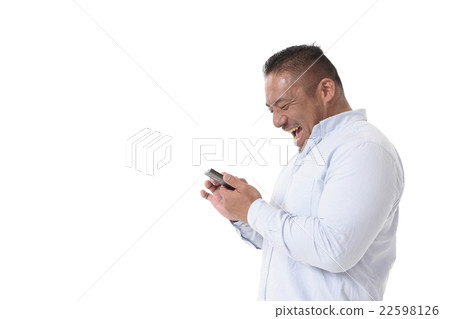 A man who is addicted to net games 22598126