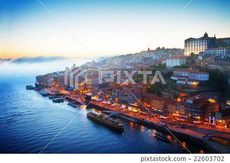 hill with old town of Porto, Portugal 22603702
