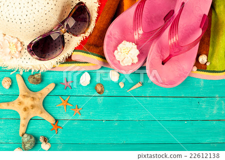 Summer accessories and shells Summer accessories and shells 22612138