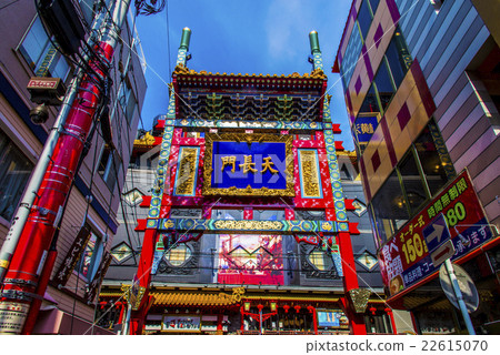 Yokohama Chinatown Temple Nagamon 22615070