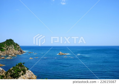 Sunny sea view · Sanin coast 22615087
