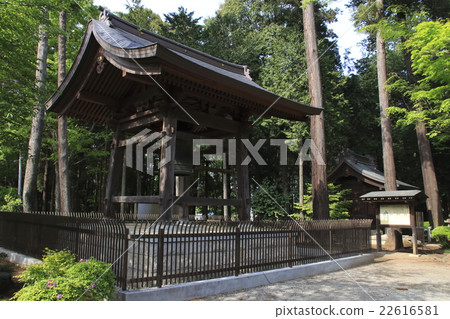 Tafukuji Temple in early summer (Bell Tower) 22616581
