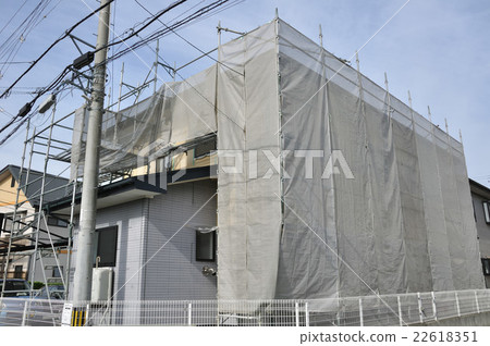 Roof outer wall remodeling scaffold Roof outer wall remodeling scaffold 22618351