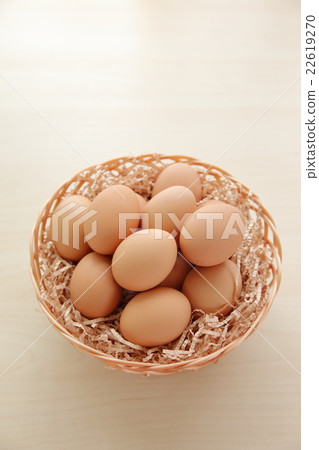 桌上的雞蛋 22619270