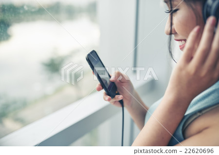 Listening to music Listening to music 22620696