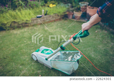 草坪割草 22624301