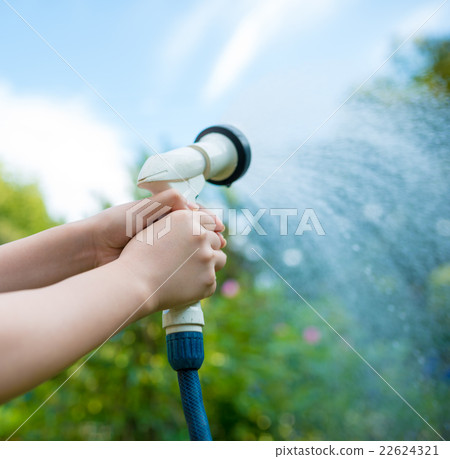Watering 22624321