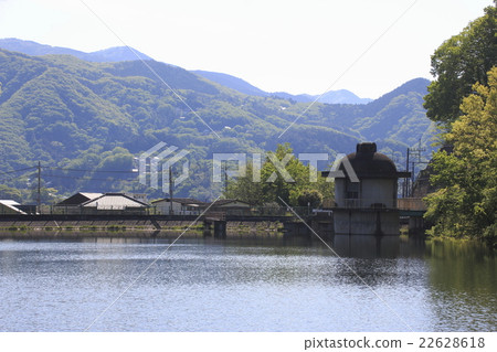 Pond in the Rishayama Park (Midoriyama Mountain Water Treatment Plant) Pond in the Rishayama Park (Midoriyama Mountain Water Treatment Plant) 22628618
