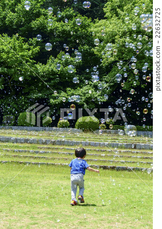 Soap bubble Soap bubble 22632725