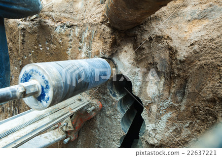 diamond drilling holes in concrete 22637221