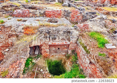 Real Ruins of the Royal Palace of Sigismund times. 22638023