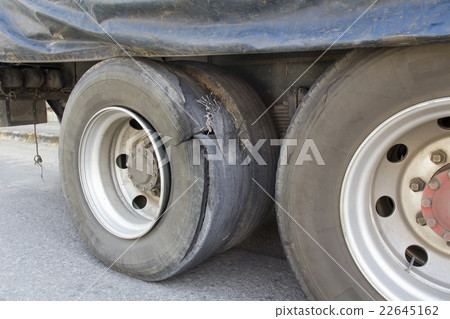 burst tire truck 22645162