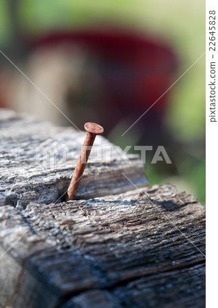 Old Rusty Nail Old Rusty Nail 22645828