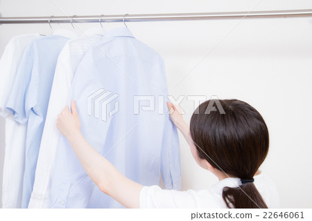 房間乾燥的女人 房間乾燥的女人 22646061