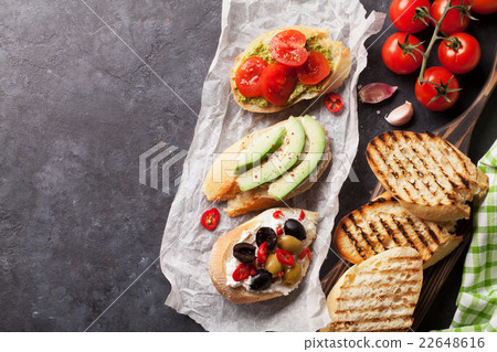 Toast sandwiches 22648616